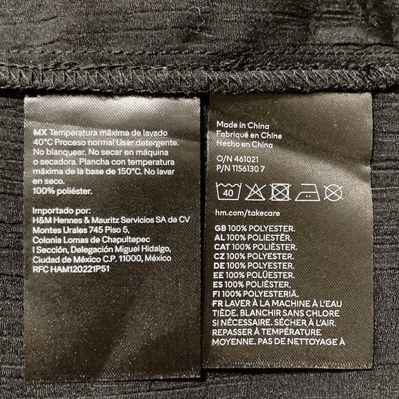 H&M Black silky satin bell sleeve dressing gown ~ MEDIUM LARGE duster dress robe - Picture 12 of 13